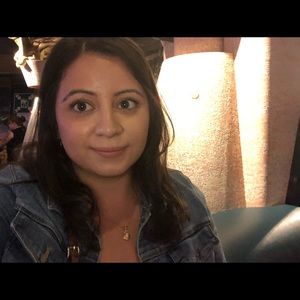 Meet your Posher, Marisol